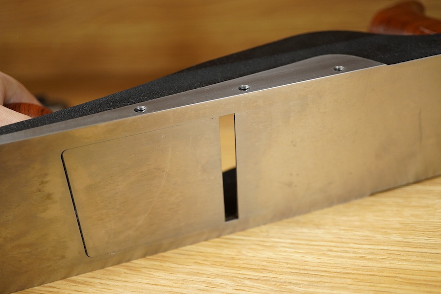 A Veritas bevel-up jointer plane with 21 7/8” (22”) sole and A2 iron